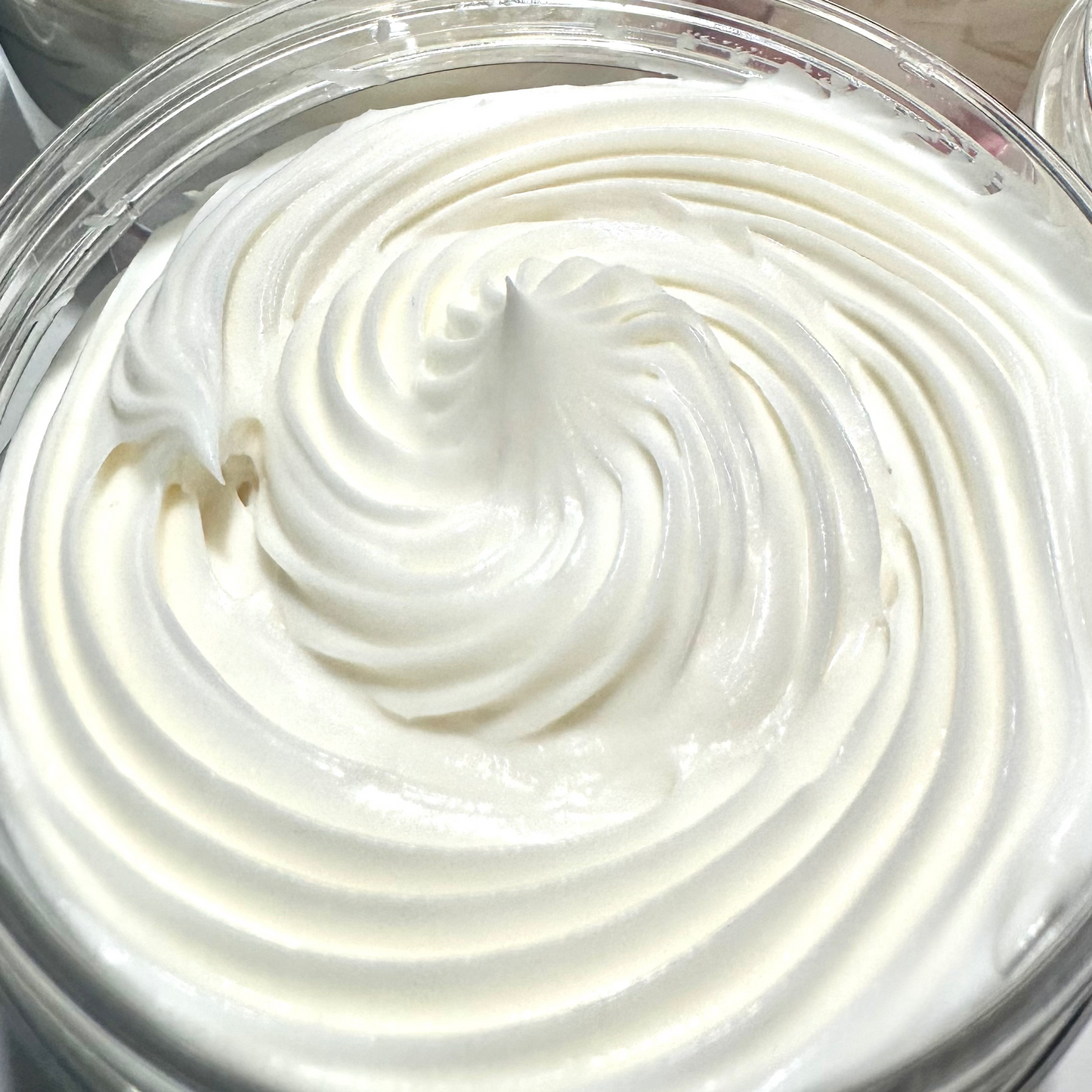 MON CHERRIES AMOUR WHIPPED BODY BUTTER FROSTING